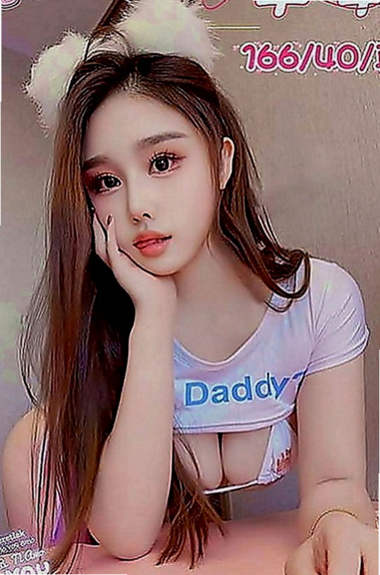 內門外出：琳兒 |百分百是空姐|164cm|54kg|D罩杯|18歲|熟女嬌妻 老公常常不在家 性欲強 一天要做一次才可以滿足 平時跟老公喜歡玩無套中出