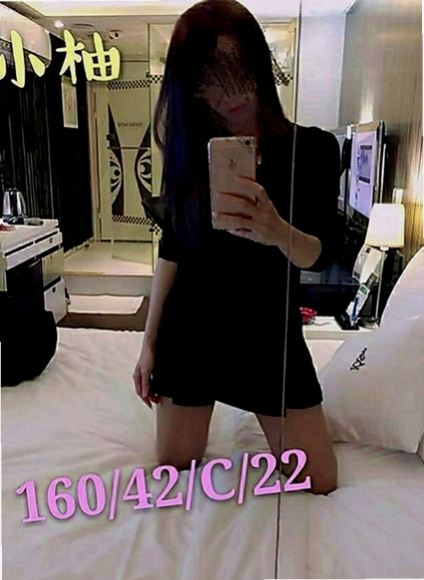 台東外送茶|外叫：喬影 |咖啡小妹|168cm|52kg|C罩杯|19歲|身材好 大奶豐滿 很會調情  kiss 火車便當 變裝